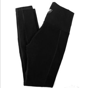Black Alphalete Meridian High Waist Leggings